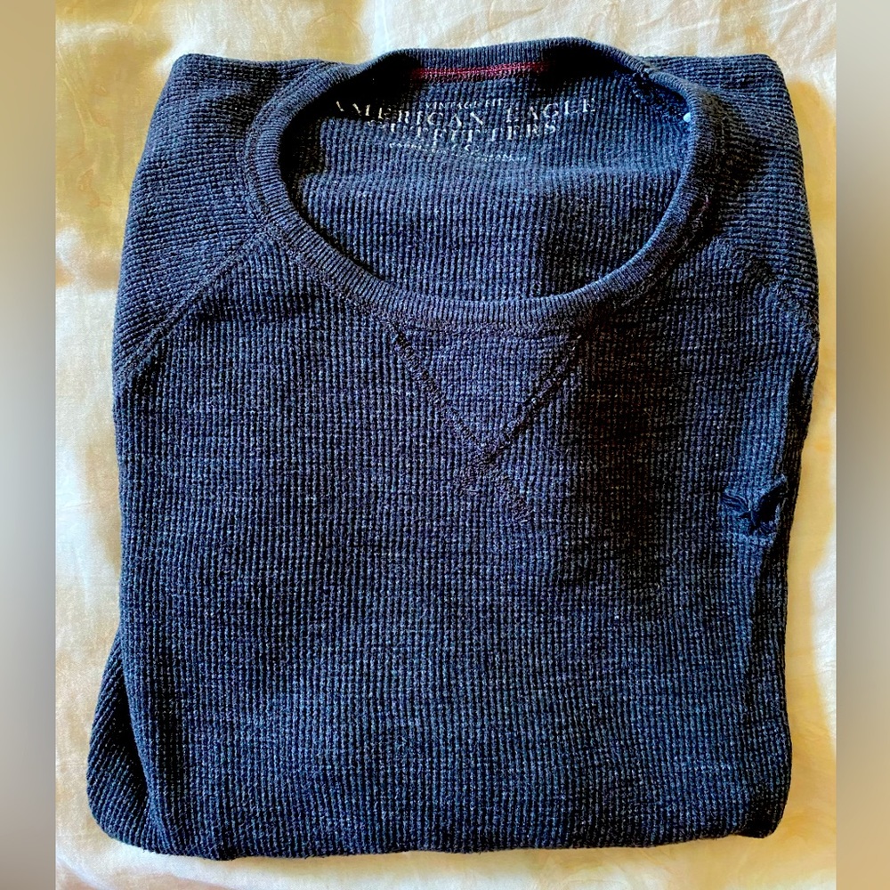 Men’s gray henley thermal long sleeve shirt